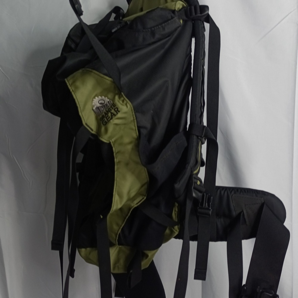Granite Gear Vapor Trail Backpack Black Green Lightweight Hiking Pack s11